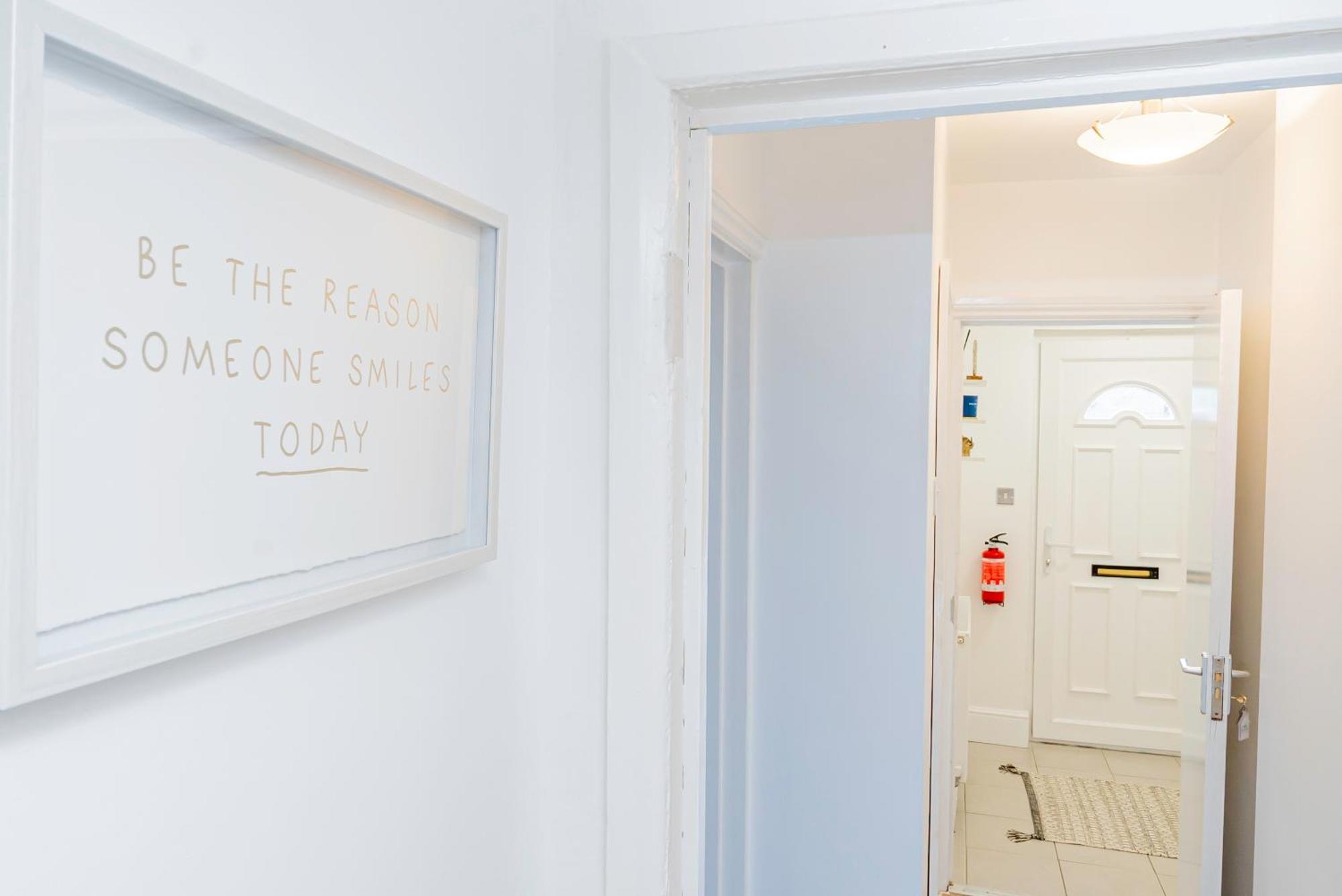 Charming 2-Bedroom Flat With A Garden And Free Parking At Abingdon Oxford Exterior foto